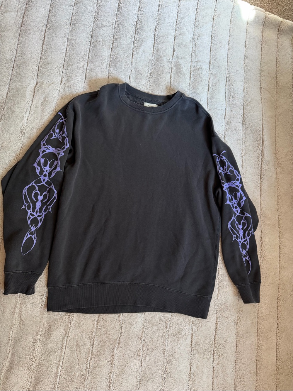 Elwood Washed Black Crewneck With Purple Sleeve Graphic, Size Medium